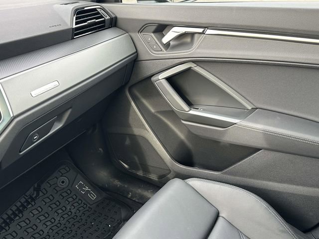 Certified 2025 Audi Q3 2.0T Premium w/ Convenience Package image 35