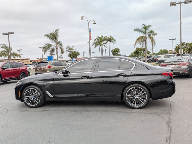 Used 2023 BMW 530e xDrive AWD/4WD image 4