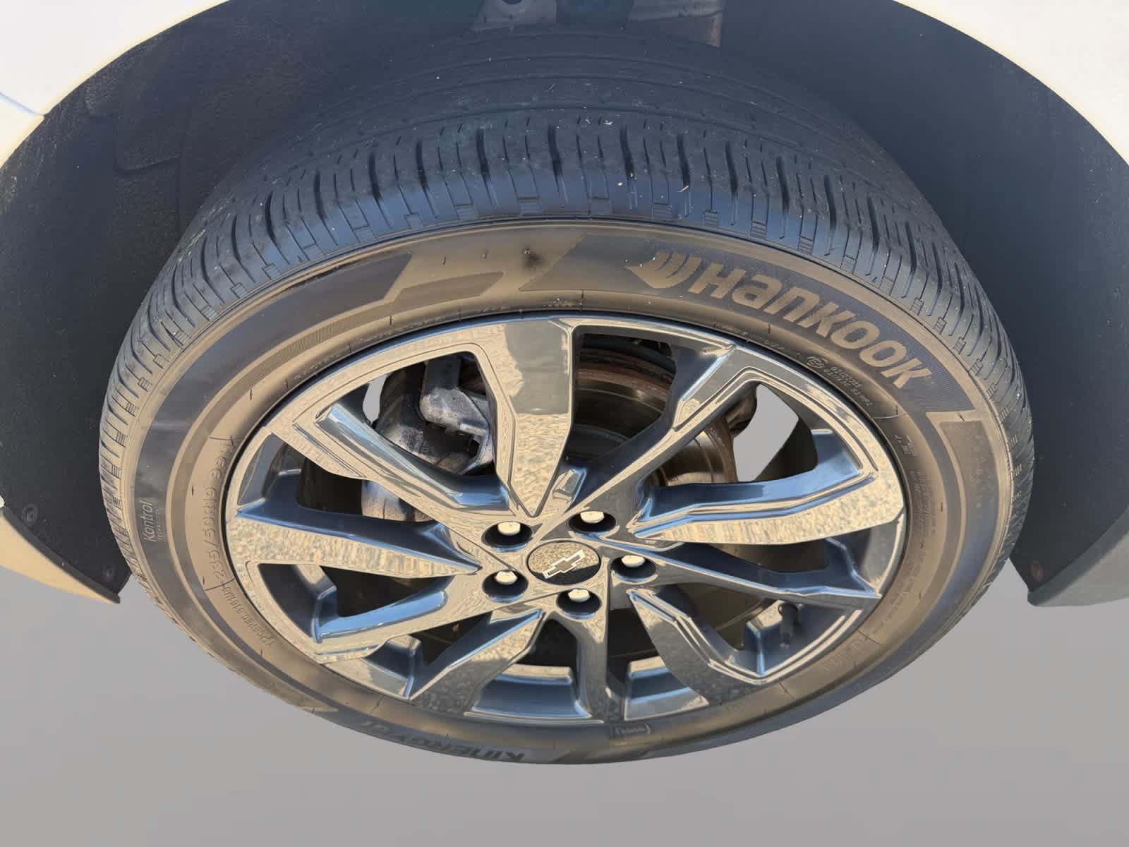 Used 2024 Chevrolet Equinox RS AWD/4WD image 6