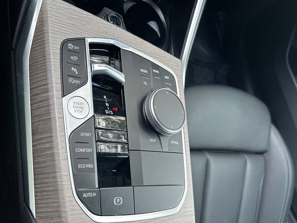 Used 2025 BMW 330i Sedan RWD image 19