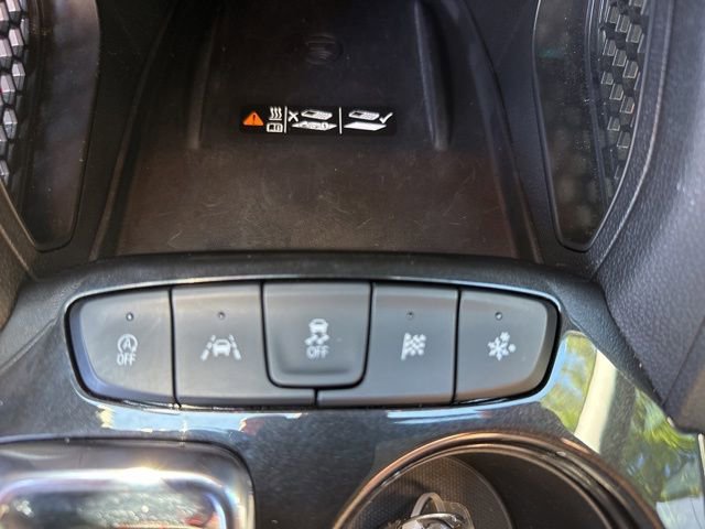 Used 2023 Chevrolet TrailBlazer RS w/ Sun and Liftgate Package FWD image 19