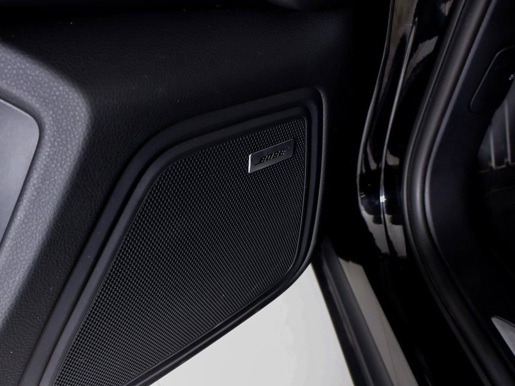 Certified 2023 Porsche Macan S image 26