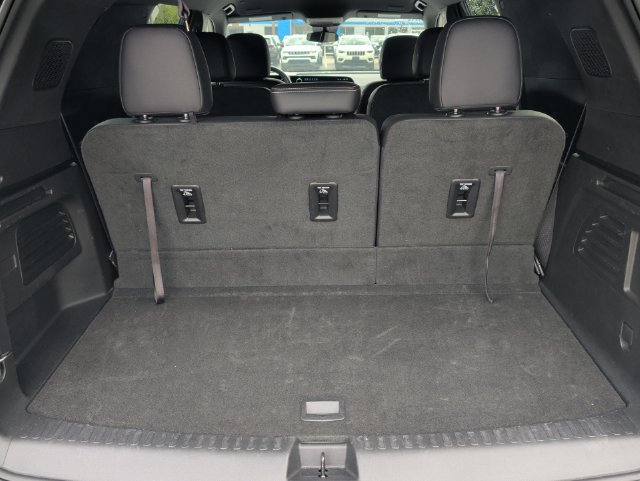 Used 2025 Chevrolet Traverse LT AWD/4WD image 29