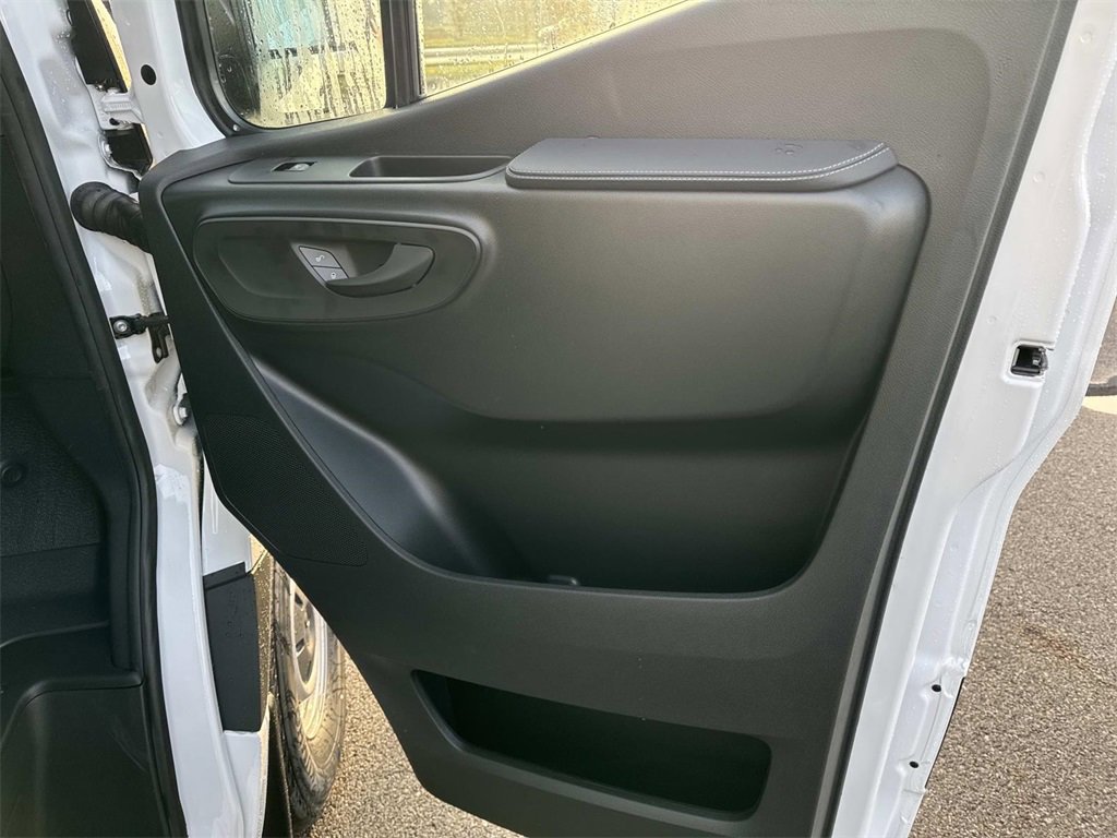New 2026 Mercedes-Benz Sprinter 2500 image 10