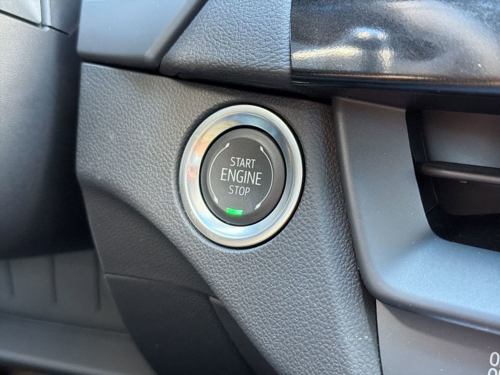 Certified 2025 Cadillac CT4 Sport RWD image 25