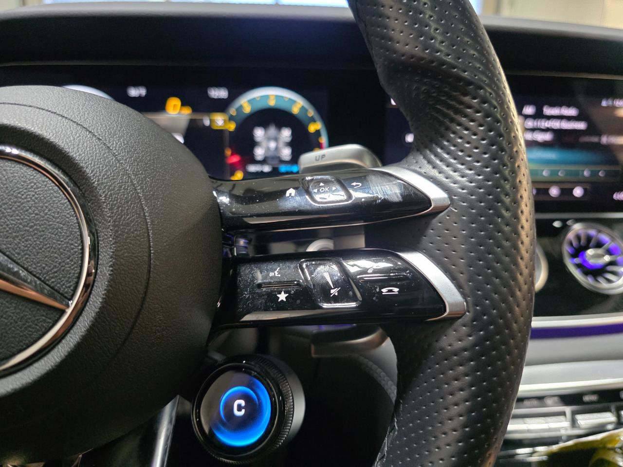 Used 2022 Mercedes-Benz AMG GT 43 image 31
