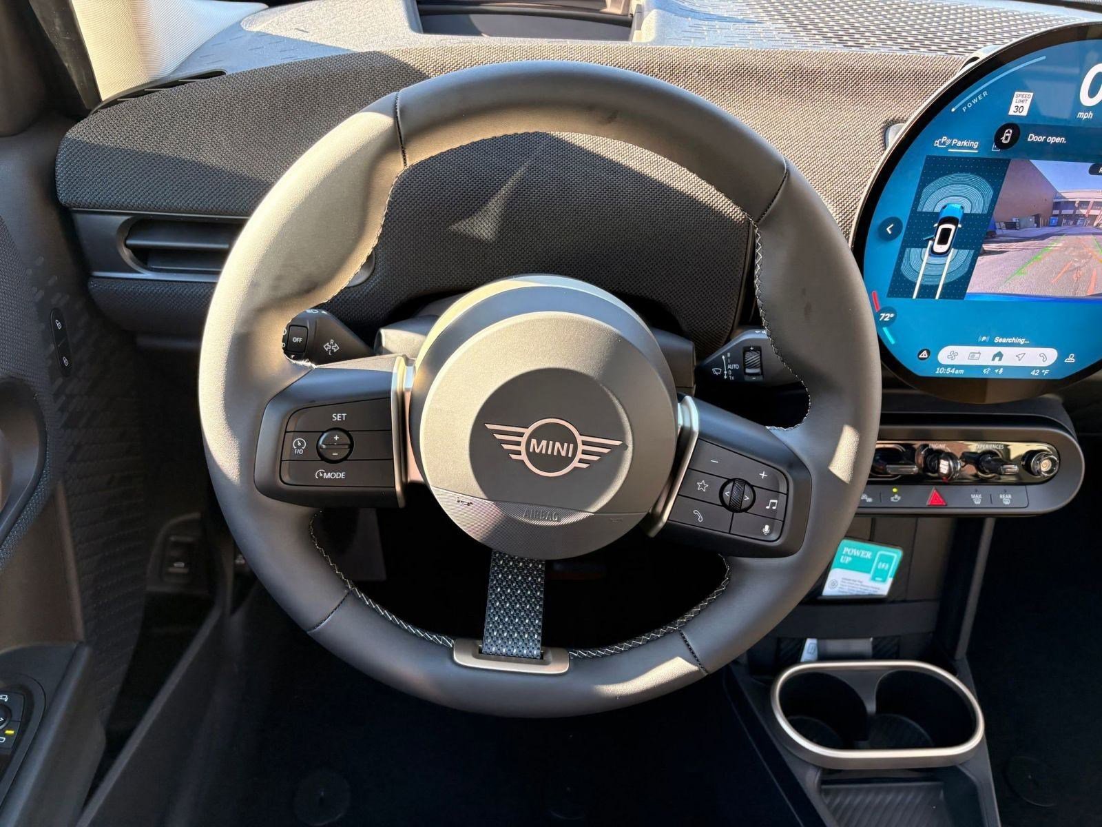 New 2026 MINI Cooper 4-Door Hardtop image 23