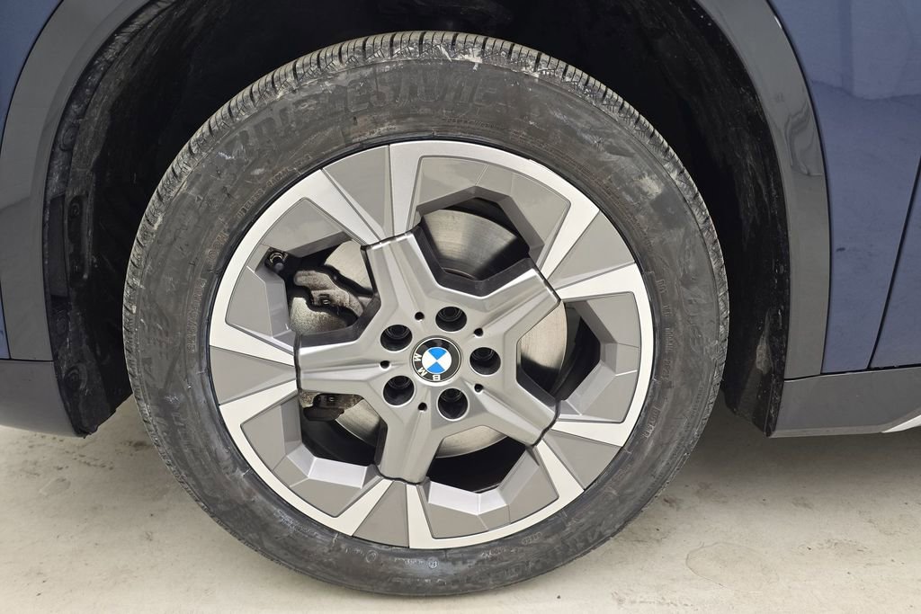 Certified 2023 BMW X1 xDrive28i w/ Convenience Package image 11