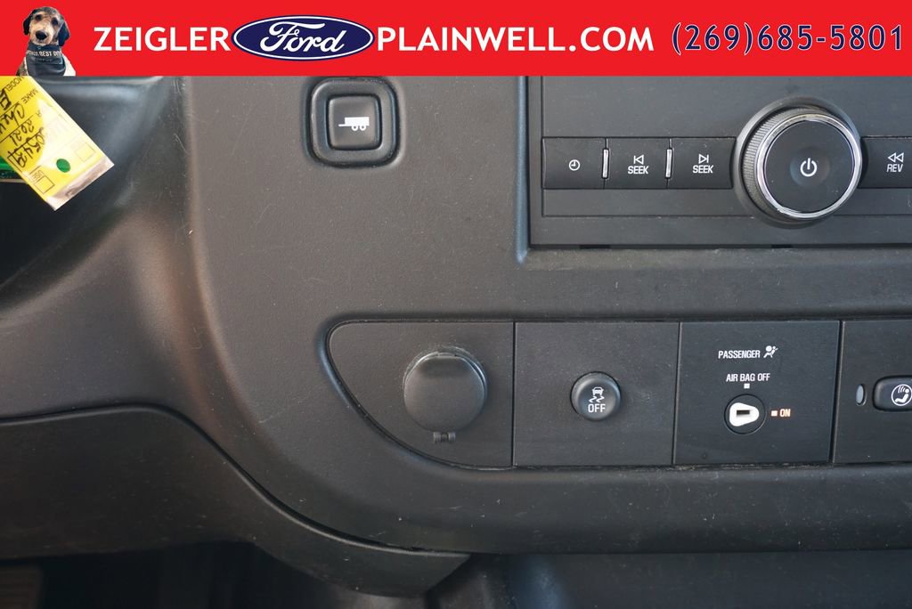 Used 2021 Chevrolet Express 2500 w/ Driver Convenience Package RWD image 19