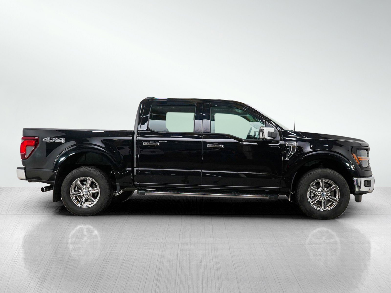 Used 2024 Ford F150 XLT w/ Equipment Group 302A MID AWD/4WD image 6