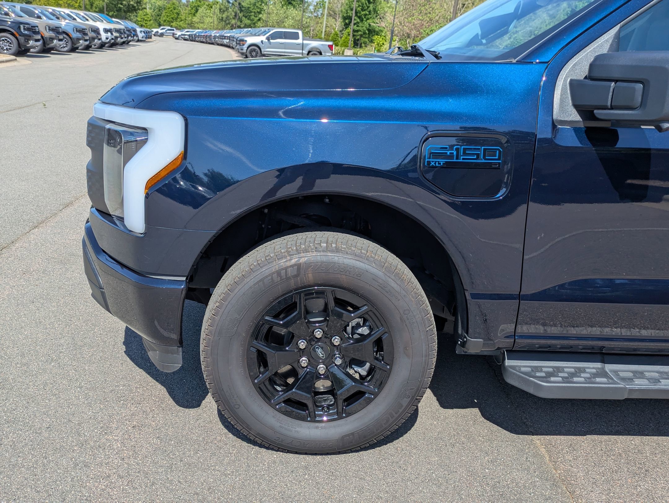 Certified 2025 Ford F150 Lightning XLT w/ Max Trailer Tow Package AWD/4WD image 11