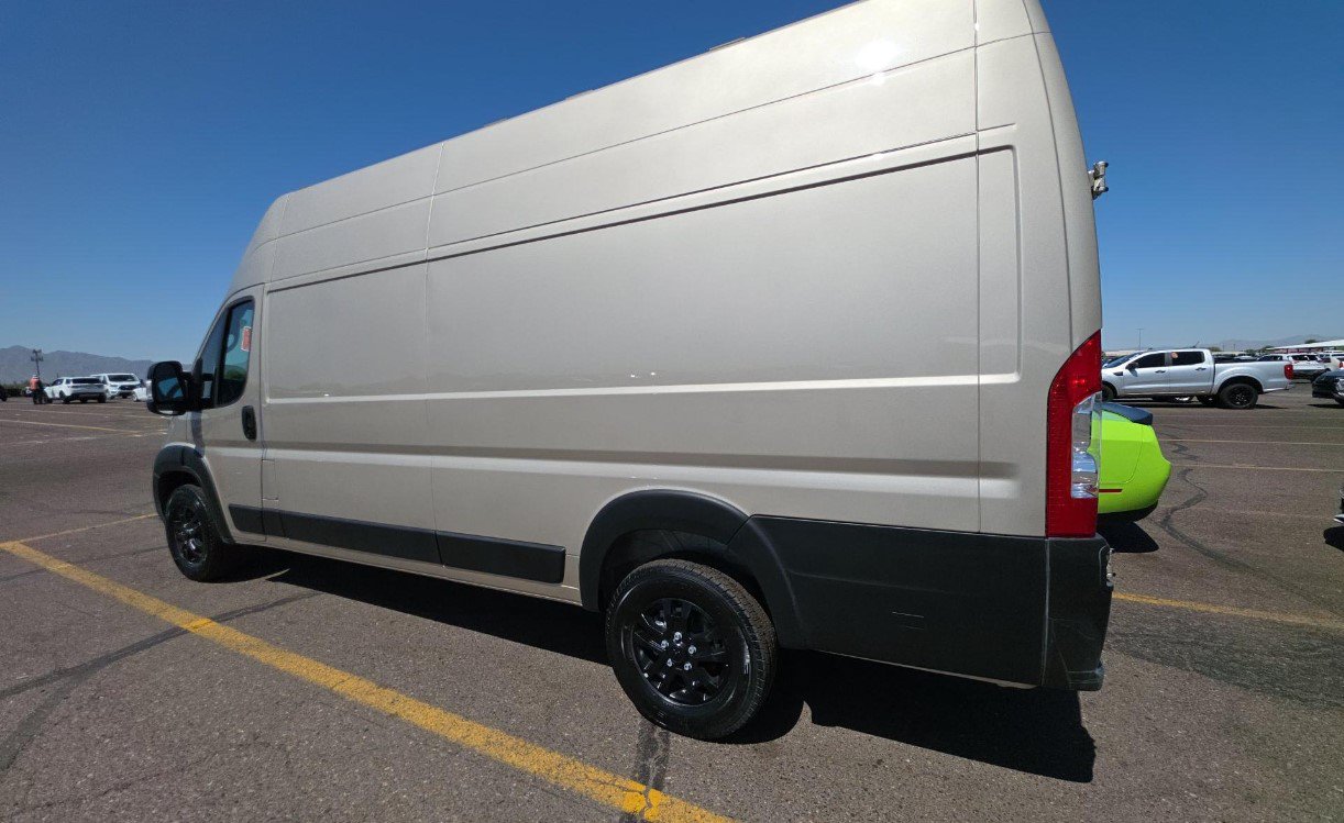 Used 2026 RAM ProMaster 3500 w/ Quick Order Package 22G SLT FWD image 6
