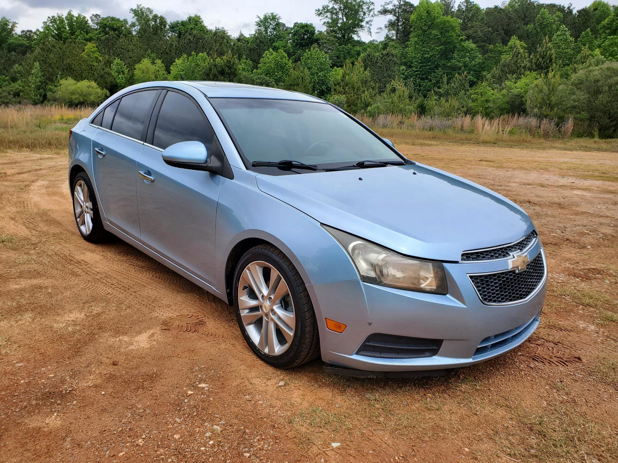 Used 2011 Chevrolet Cruze LTZ FWD image 10