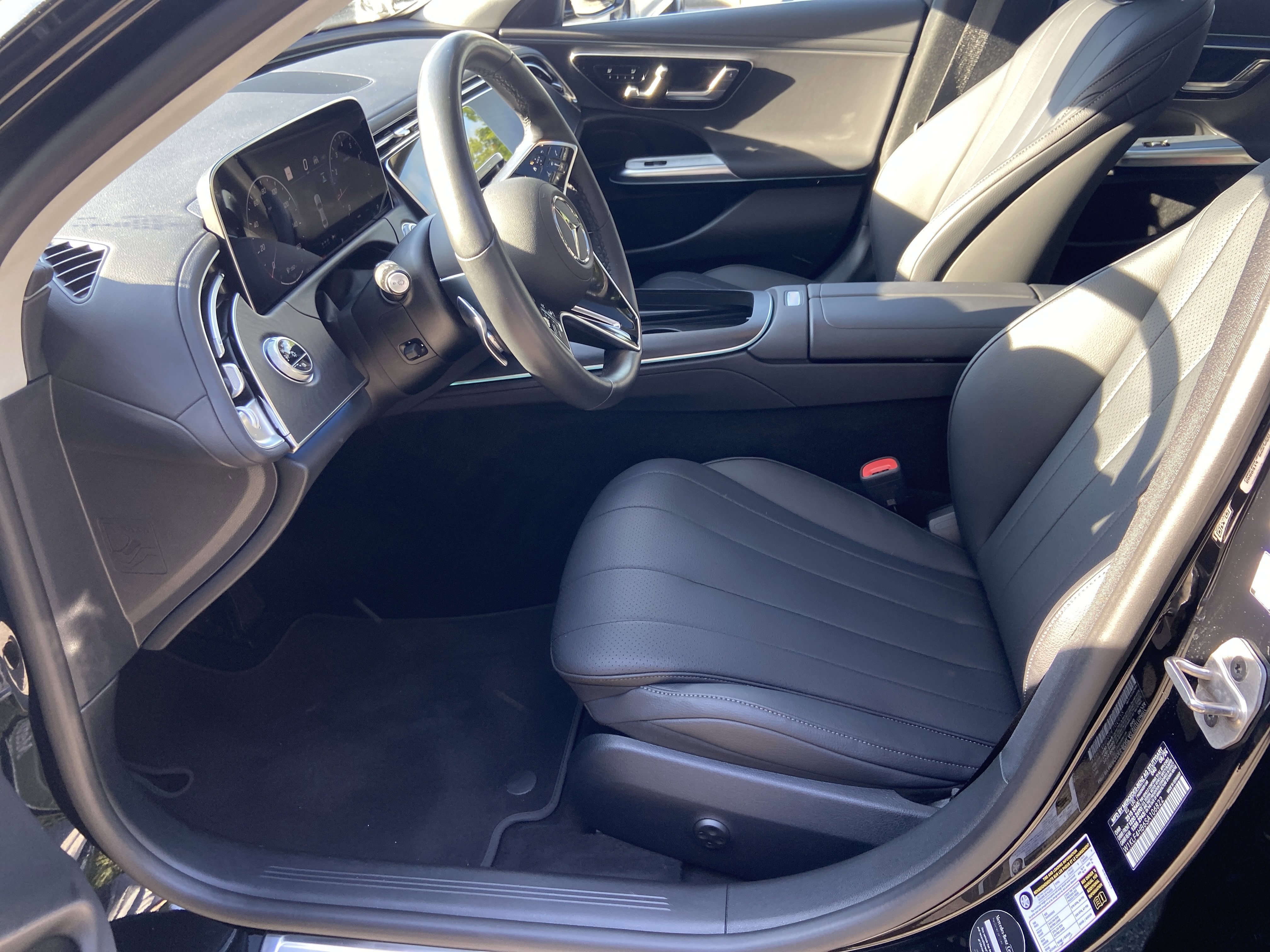 Certified 2025 Mercedes-Benz E 350 4MATIC Sedan image 22