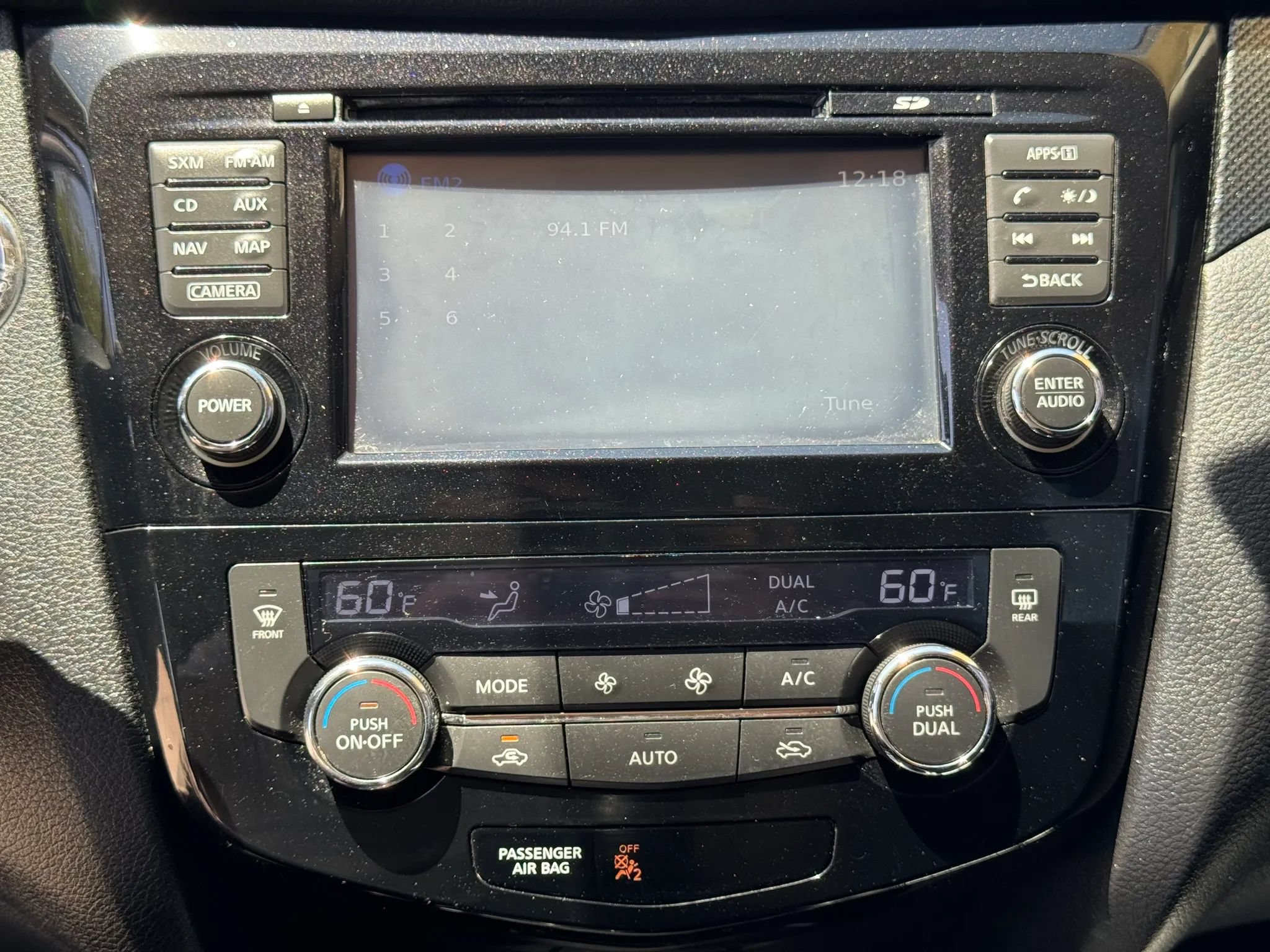 Used 2014 Nissan Rogue SL w/ SL Premium Package AWD/4WD image 20