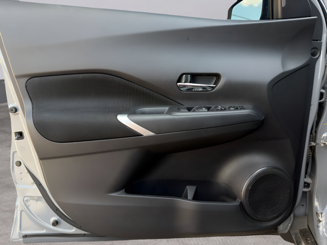 Certified 2024 Nissan Kicks SV FWD image 20