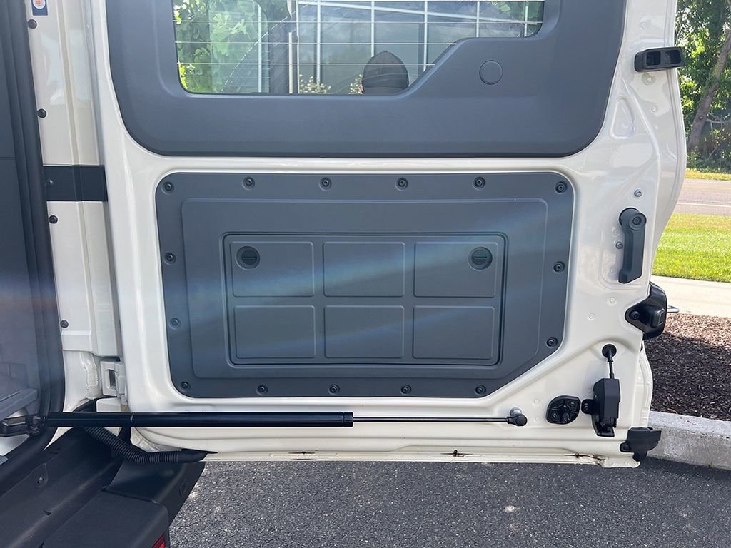 New 2024 INEOS Grenadier image 27