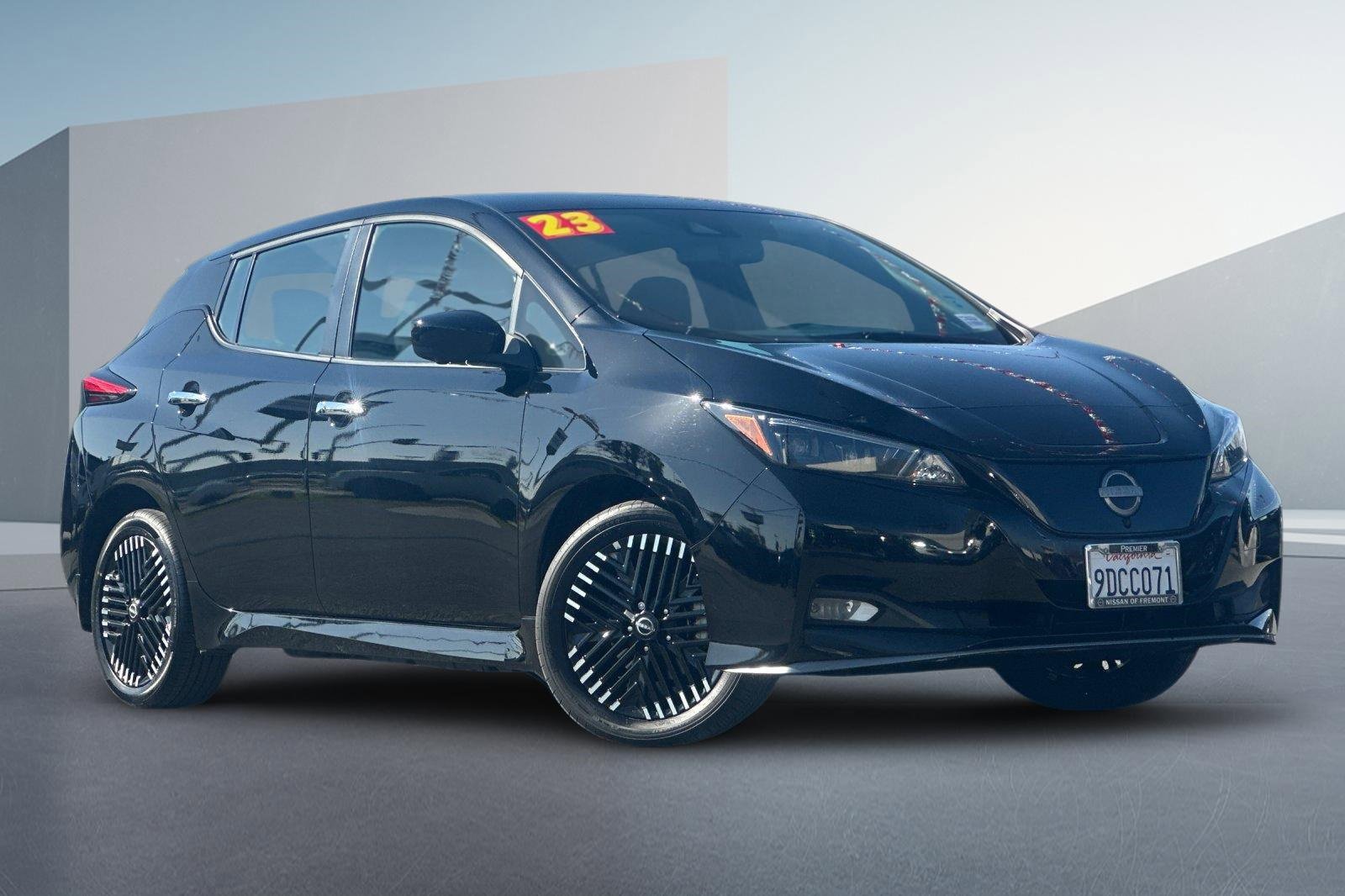 Certified 2023 Nissan Leaf SV Plus video 2