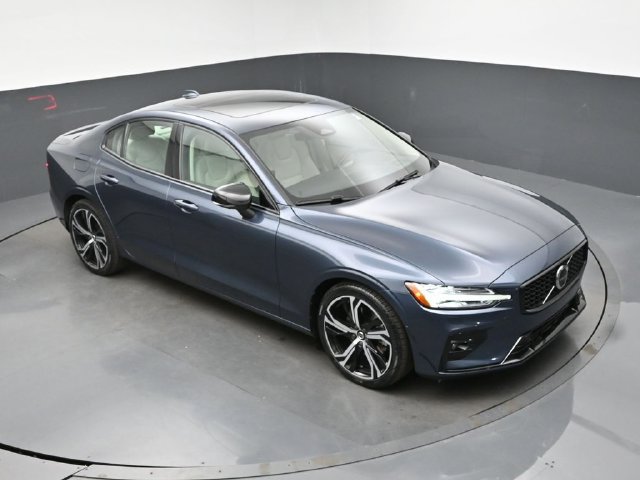 Certified 2024 Volvo S60 B5 Ultimate w/ Climate Package AWD/4WD image 44