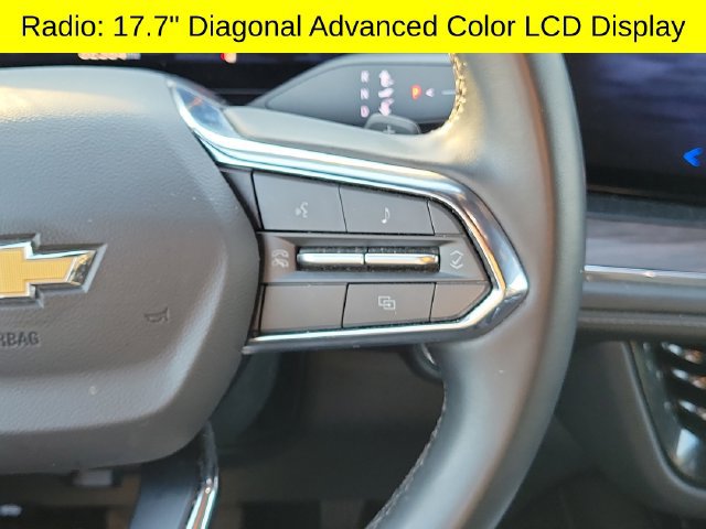 Used 2025 Chevrolet Suburban LT AWD/4WD image 12