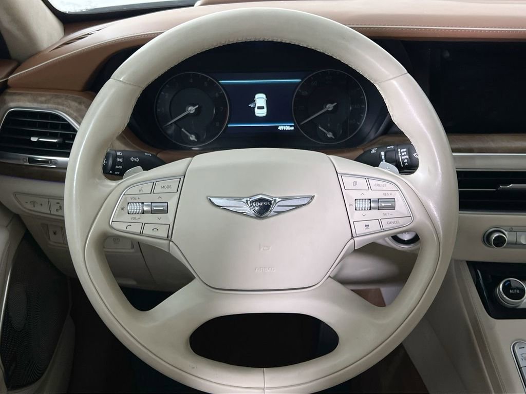Used 2020 Genesis G90 3.3T Premium image 16