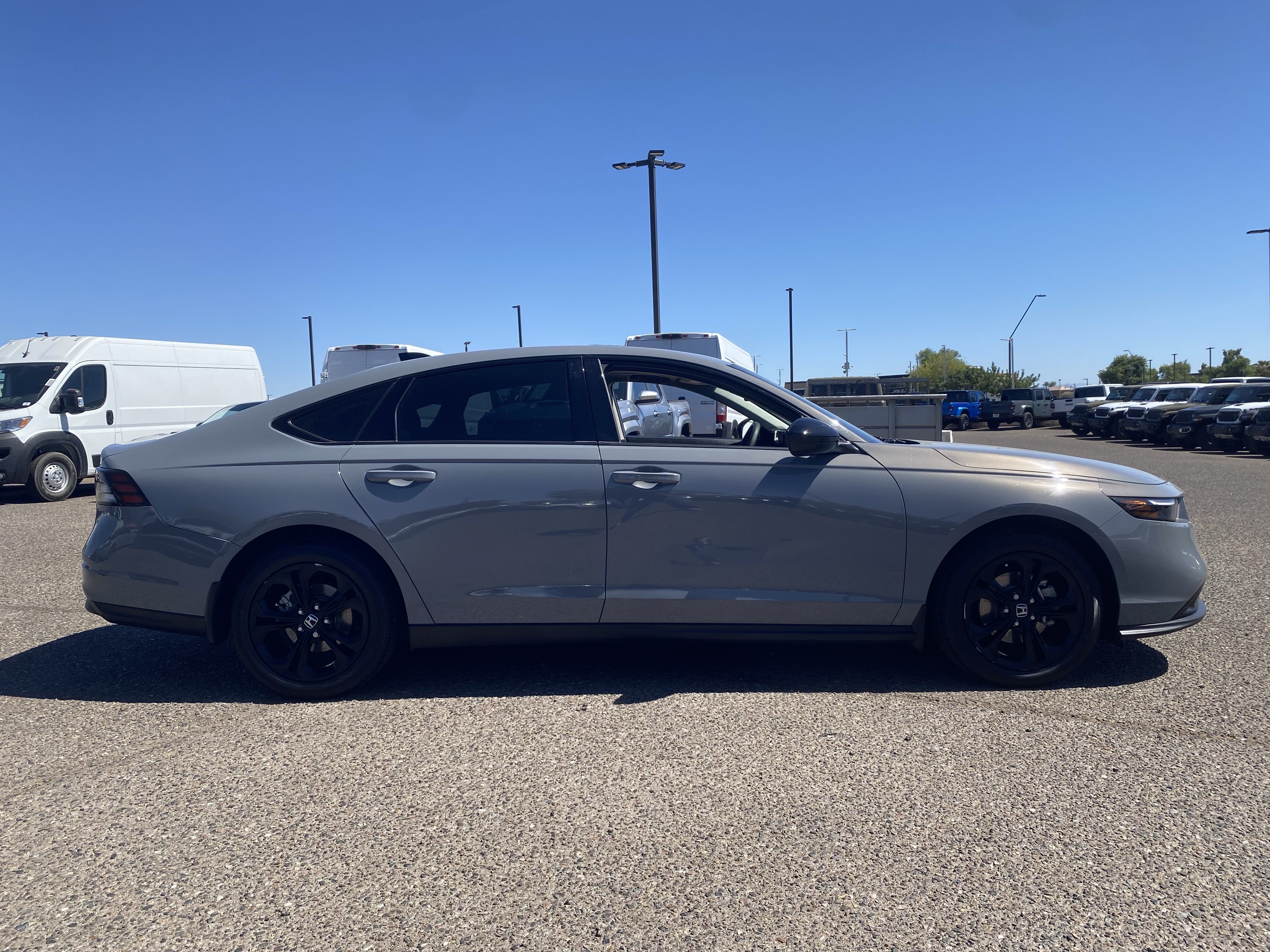 Used 2025 Honda Accord SE image 6