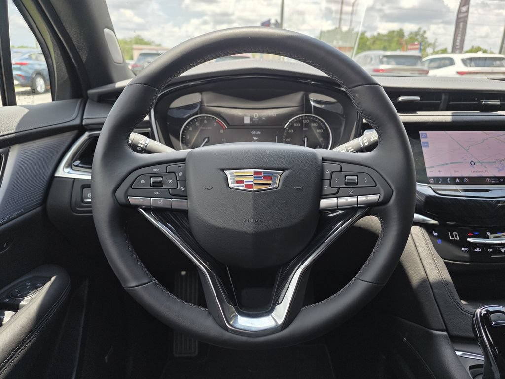 New 2025 Cadillac XT6 Premium Luxury FWD image 14