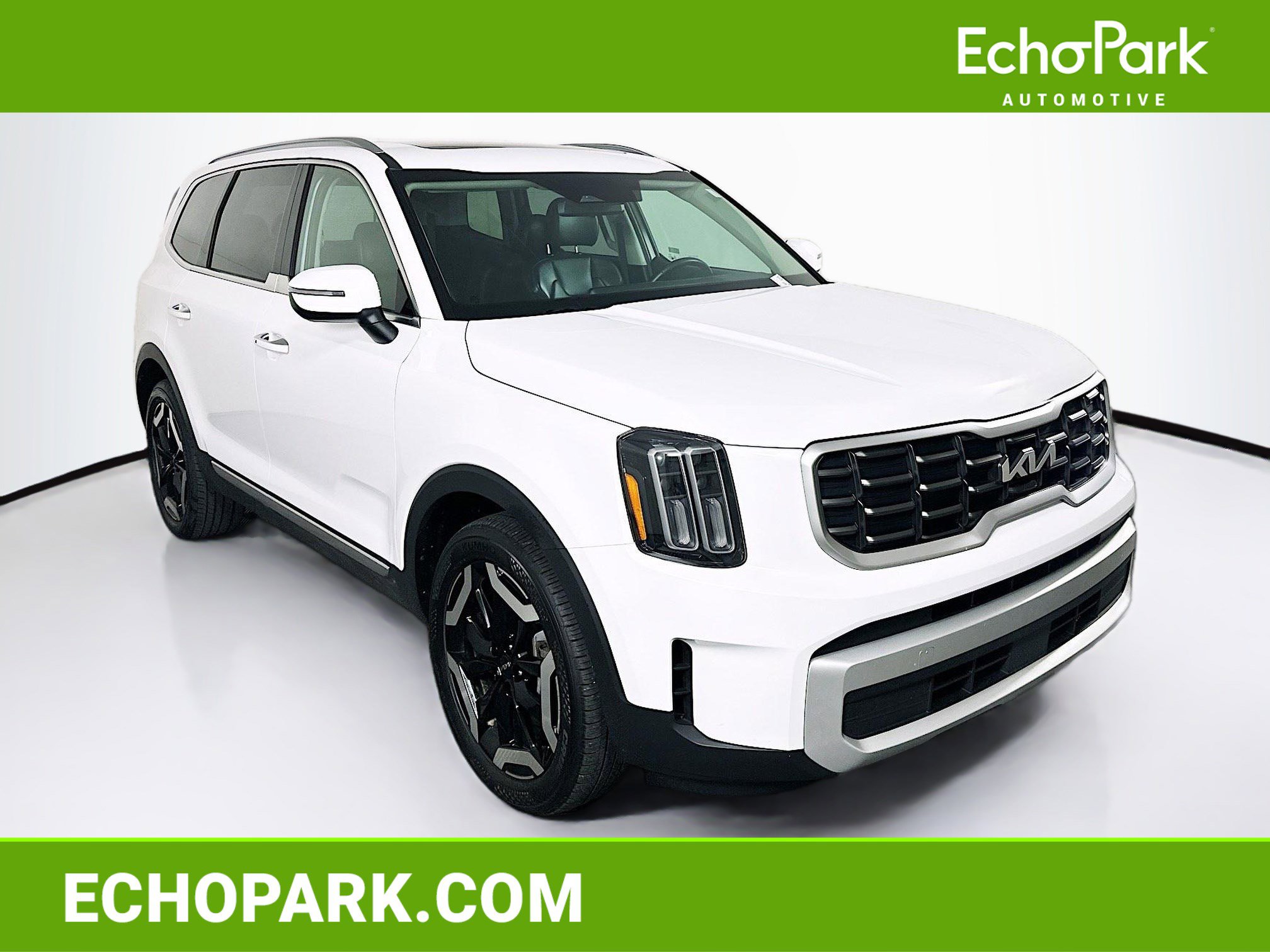 Used 2025 Kia Telluride S FWD image 1