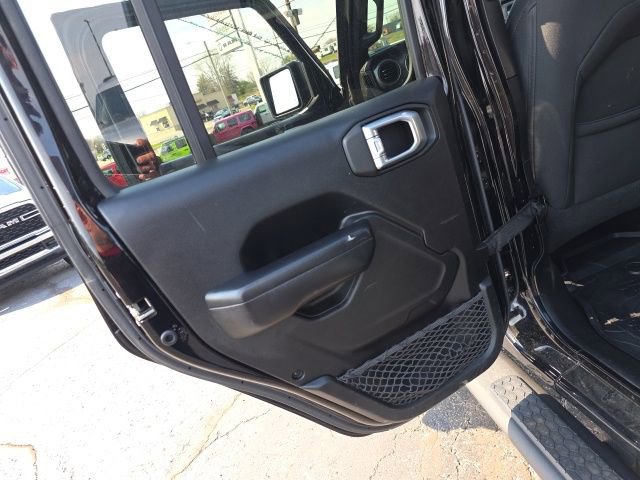 Used 2021 Jeep Wrangler Unlimited Sport w/ Sun And Sound Package AWD/4WD image 33