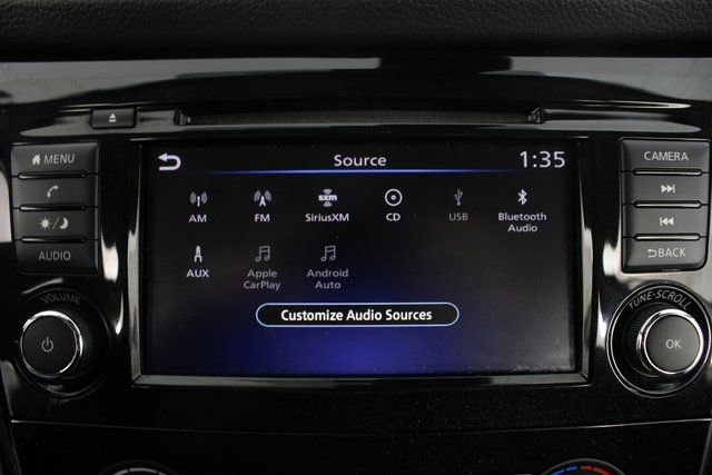 Used 2020 Nissan Rogue Sport S image 5