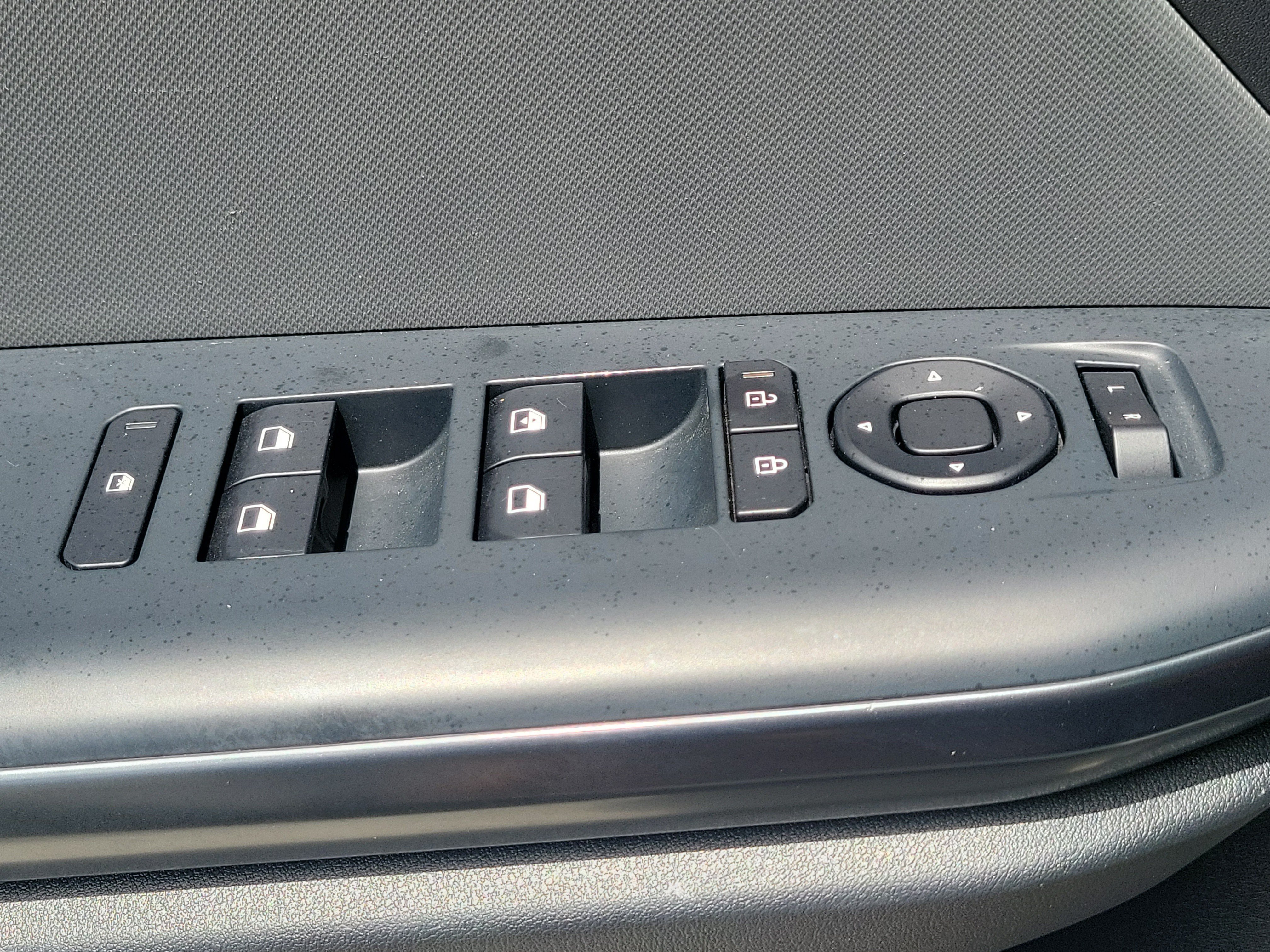 Used 2025 Kia K4 FWD image 28
