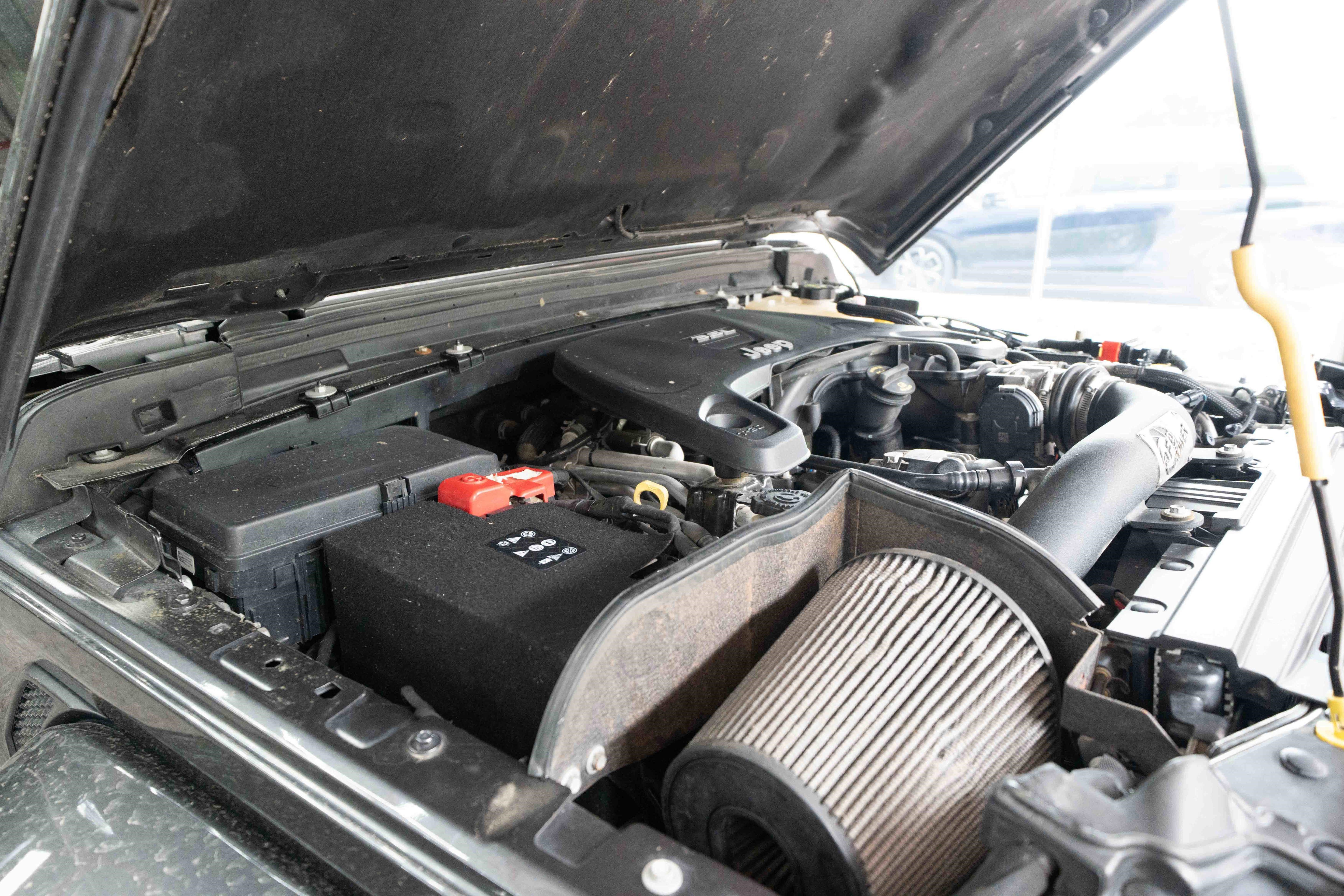 Used 2019 Jeep Wrangler Unlimited Sahara w/ Quick Order Package 24M Moab image 32