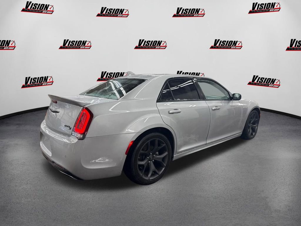 Used 2022 Chrysler 300 S image 5