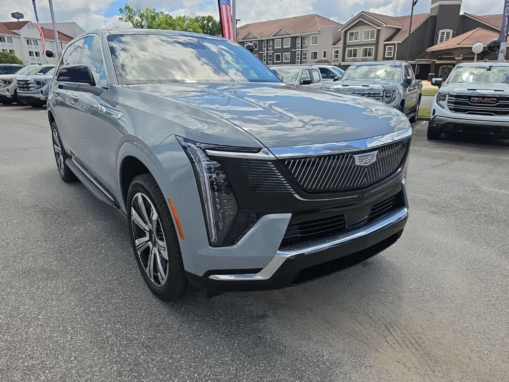 Certified 2026 Cadillac Escalade IQ Luxury 2 AWD/4WD image 1