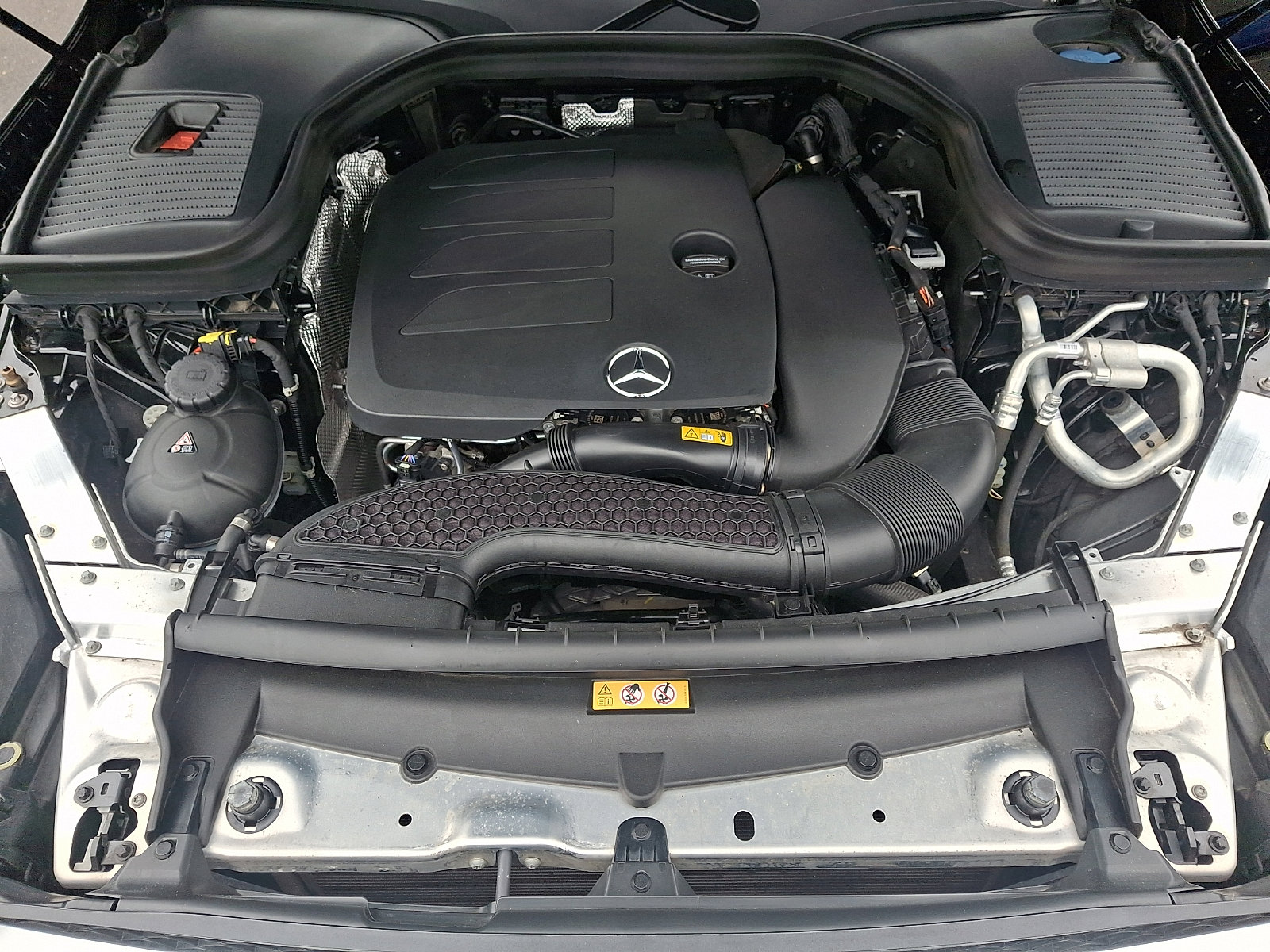 Certified 2022 Mercedes-Benz GLC 300 4MATIC image 28