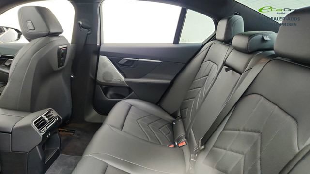 Used 2024 BMW 530i image 28