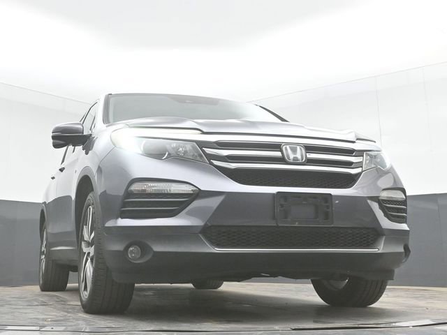 Used 2016 Honda Pilot Touring image 27