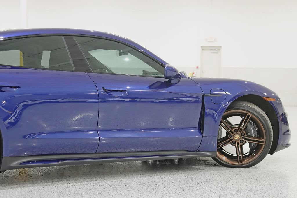 Used 2020 Porsche Taycan Turbo AWD/4WD image 11