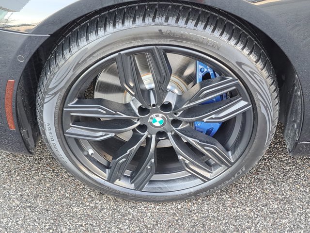 Used 2019 BMW M760i xDrive w/ Luxury Rear Seating Package image 6