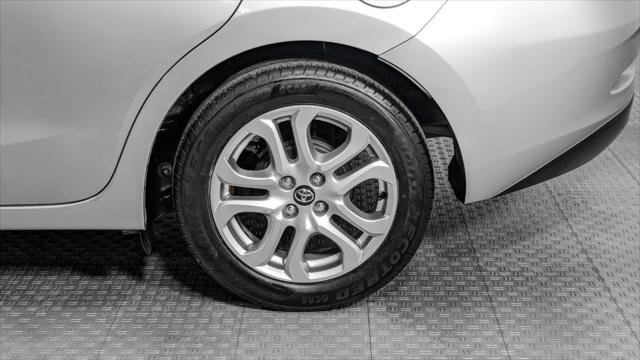 Used 2018 Toyota Yaris iA FWD image 35
