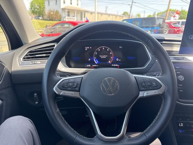 Used 2024 Volkswagen Tiguan SE AWD/4WD image 20
