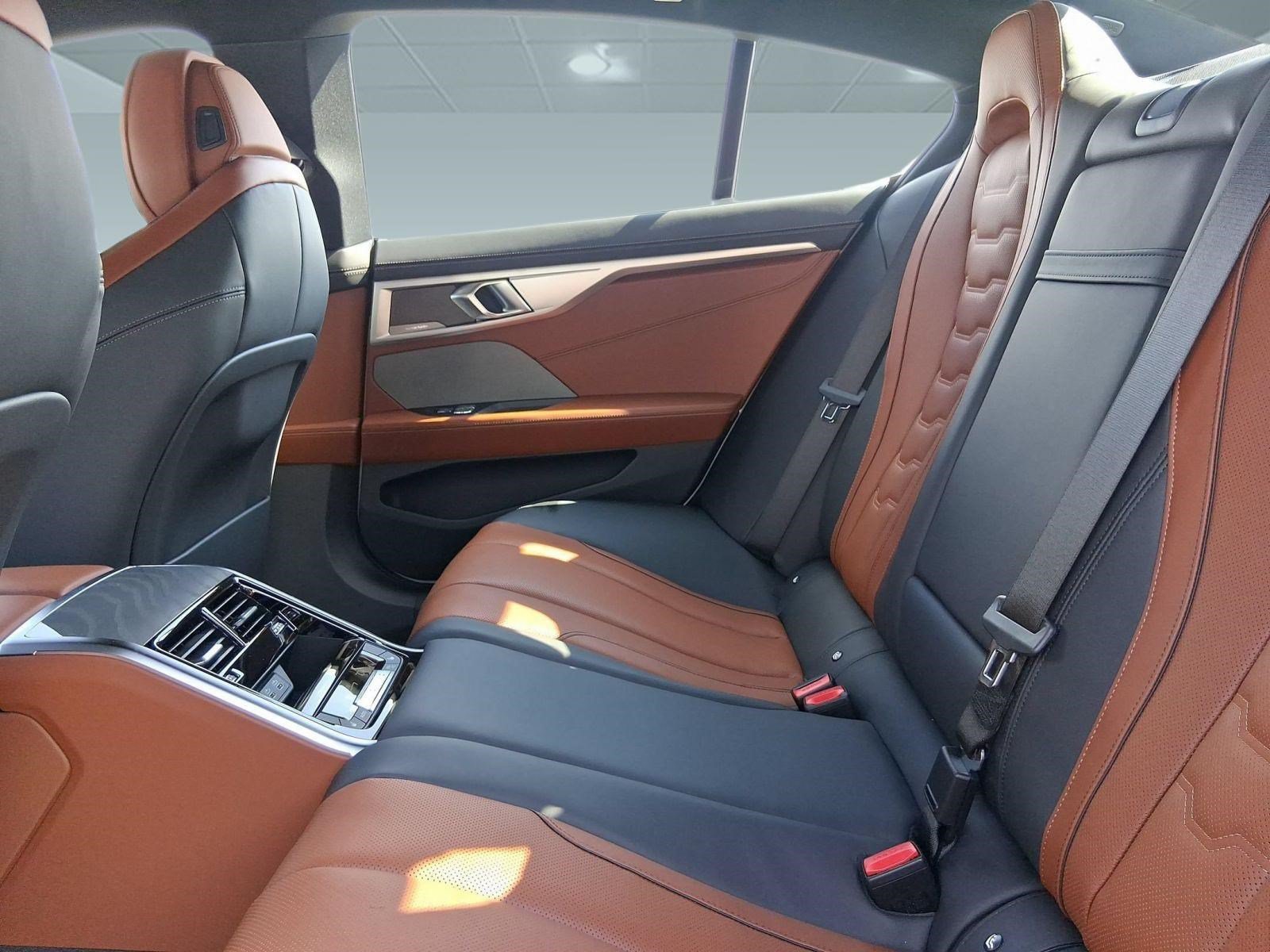 Used 2026 BMW 840i w/ M Sport Professional Package RWD image 29