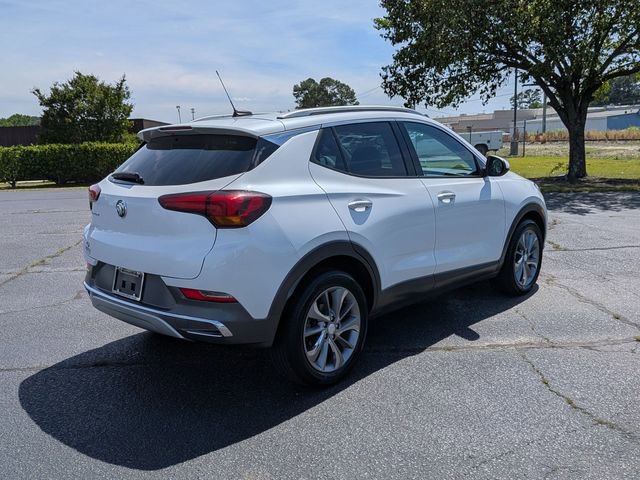 Used 2023 Buick Encore GX Essence w/ Experience Buick Package FWD image 3