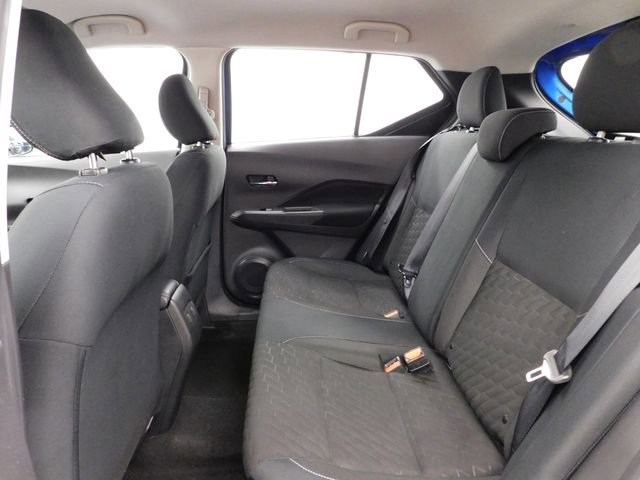 Used 2022 Nissan Kicks SV image 18
