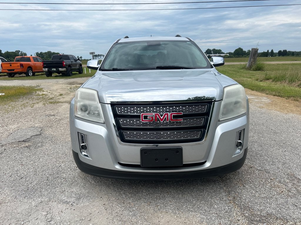 Used 2014 GMC Terrain SLT w/ Chrome Appearance Package FWD image 2