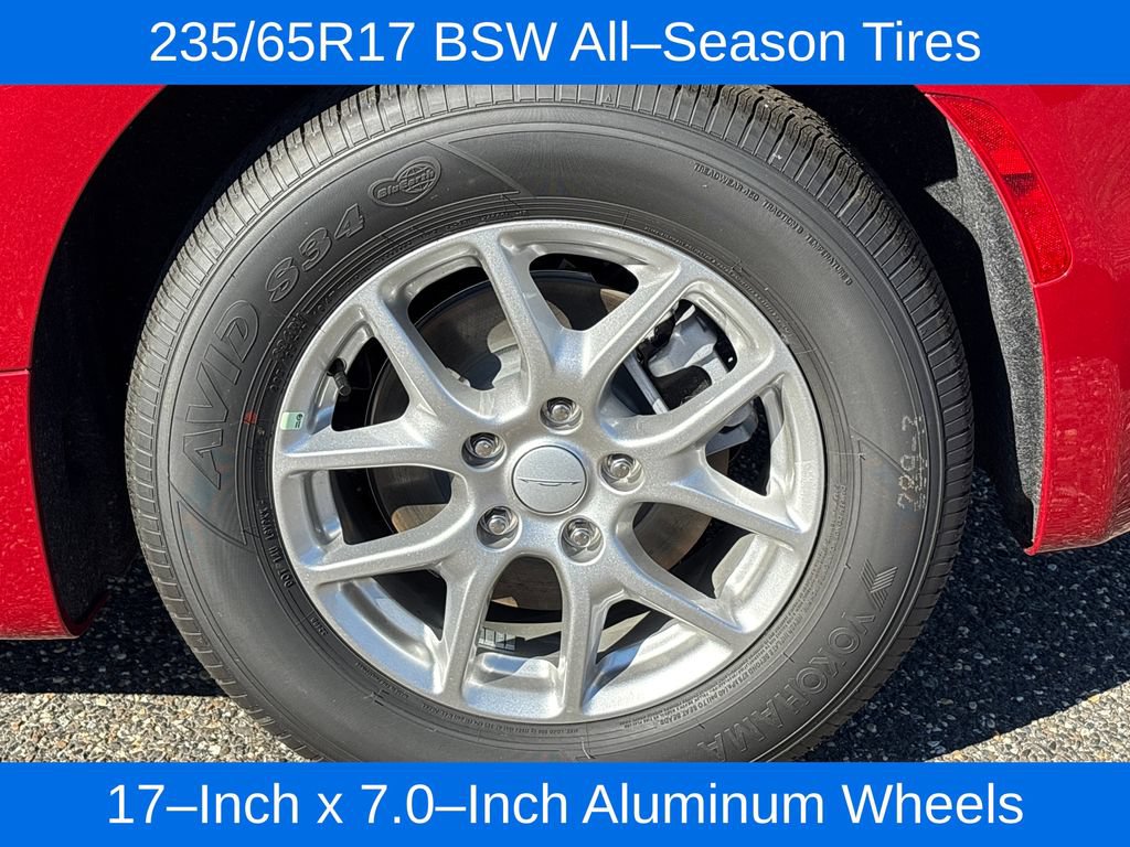 New 2027 Chrysler Pacifica Select FWD image 26