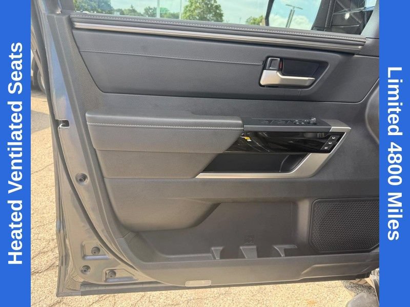 Used 2026 Toyota Tundra Limited AWD/4WD image 19