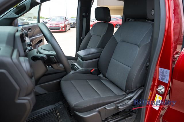 Used 2025 Chevrolet Colorado W/T w/ Advanced Trailering Package AWD/4WD image 10