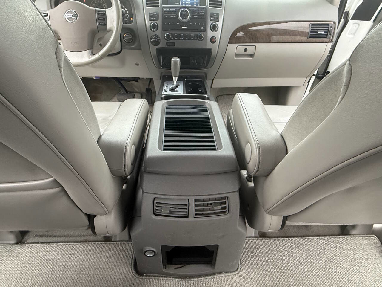 Used 2010 Nissan Armada Titanium image 20
