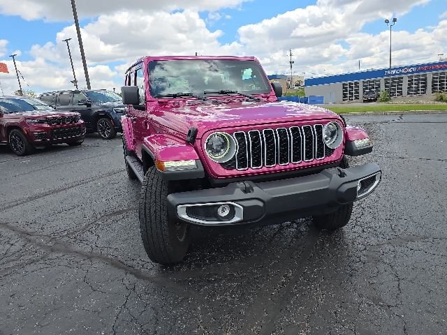 Used 2024 Jeep Wrangler Unlimited Sahara w/ Technology Group AWD/4WD image 15